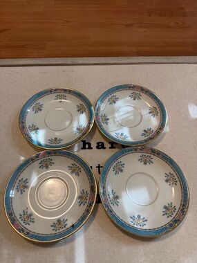 Lenox set of 4 small plate